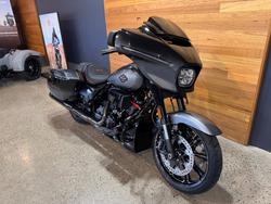 2025 Harley-davidson FLHXSE CVO STREET GLIDE (121) RAVEN FADE