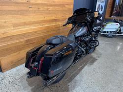 2025 Harley-davidson FLHXSE CVO STREET GLIDE (121) RAVEN FADE