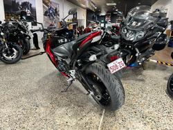 2016 Suzuki GSX-S1000F RED