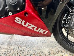 2016 Suzuki GSX-S1000F RED