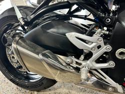 2016 Suzuki GSX-S1000F RED