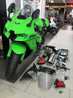 2021 Kawasaki Ninja ZX-10RR (ZX1000Z)