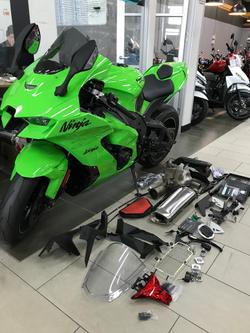 2021 Kawasaki Ninja ZX-10RR (ZX1000Z)