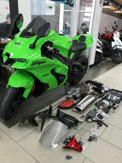 2021 Kawasaki Ninja ZX-10RR (ZX1000Z)