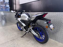 2023 Yamaha YZF-R15M WHITE