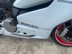 2014 DUCATI 899 PANIGALE White