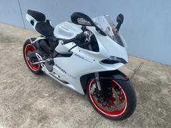 2014 DUCATI 899 PANIGALE White