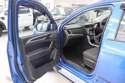2021 LDV T60 PRO SK8C 4X4 Dual Range Jewel Blue