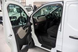 2016 Renault Trafic 66KW X82 Glacier White
