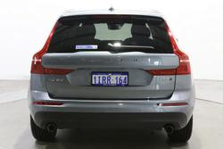 2020 Volvo
                XC60 T5 Momentum