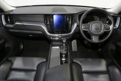 2020 Volvo
                XC60 T5 Momentum