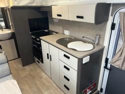2021 Jayco 16.67-4 Journey