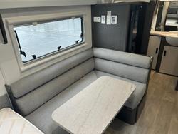 2021 Jayco 16.67-4 Journey