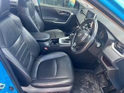 2019 Toyota
                RAV4 Cruiser