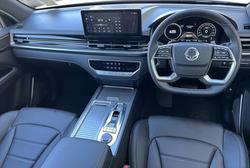2025 KGM Rexton ELX