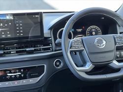 2025 KGM Rexton ELX