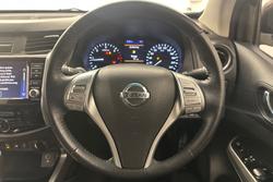 2020 Nissan Navara ST-X