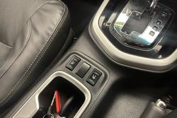 2020 Nissan Navara ST-X