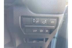 2025 Toyota
Landcruiser Prado Altitude