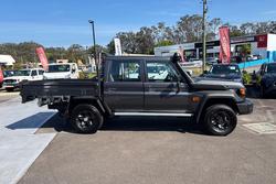 2025 Toyota Landcruiser GXL