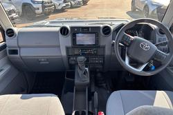 2025 Toyota Landcruiser GXL