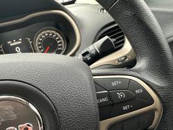 2016 Jeep Cherokee Sport KL MY16 Billet Silver