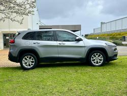 2016 Jeep Cherokee Sport KL MY16 Billet Silver