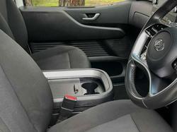 2022 Hyundai STARIA US4.V1 MY22 AWD Creamy White