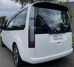 2022 Hyundai STARIA US4.V1 MY22 AWD Creamy White