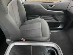 2022 Hyundai STARIA US4.V1 MY22 AWD Creamy White