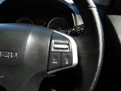 2017 Isuzu
                D-MAX LS-Terrain