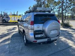 2013 TOYOTA
                LANDCRUISER PRADO GXL (4x4)