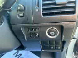 2013 TOYOTA
                LANDCRUISER PRADO GXL (4x4)