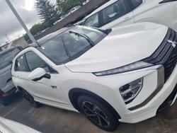 2025 Mitsubishi Eclipse Cross PHEV Exceed