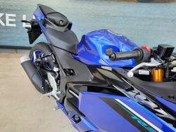 2025 Yamaha YZF-R3 Blue