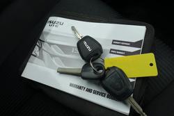 2016 Isuzu D-MAX SX MY15.5 4X4 Dual Range Splash White