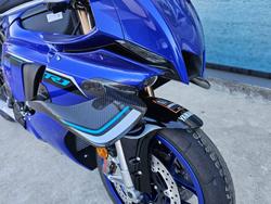 2025 Yamaha YZF-R1 Blue