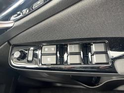 2025 Isuzu MU-X LS-U