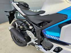 2025 Yamaha YZF-R3 White