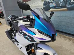 2025 Yamaha YZF-R3 White