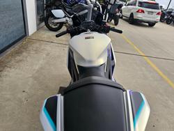 2025 Yamaha YZF-R3 White