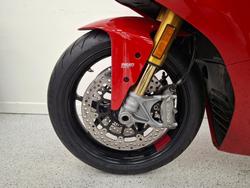 2024 DUCATI SUPERSPORT 950 S Red