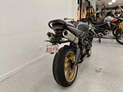 2010 Triumph STREET TRIPLE 675 grey