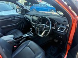 2021 Isuzu D-MAX X-TERRAIN MY21 4X4 Dual Range Volcanic Amber