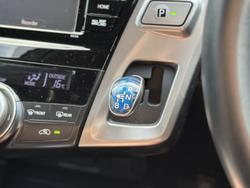 2019 Toyota Prius V Hybrid