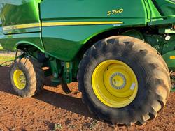 2019 John Deere S790 Green