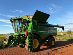 2019 John Deere S790 Green