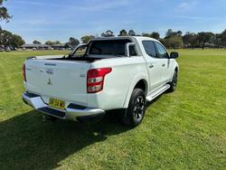 2017 Mitsubishi Triton Exceed MQ MY17 4X4 Dual Range White