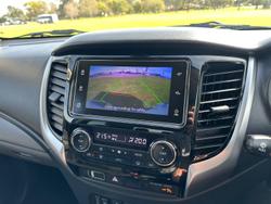 2017 Mitsubishi Triton Exceed MQ MY17 4X4 Dual Range White