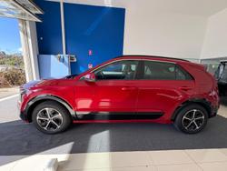 2022 Kia Niro Hybrid S